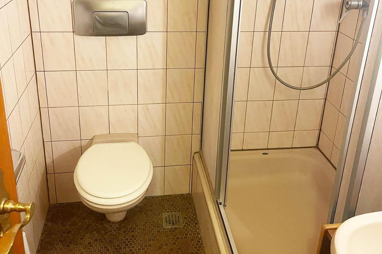 One Room Apartment In Bergisch Gladbach Exterior photo