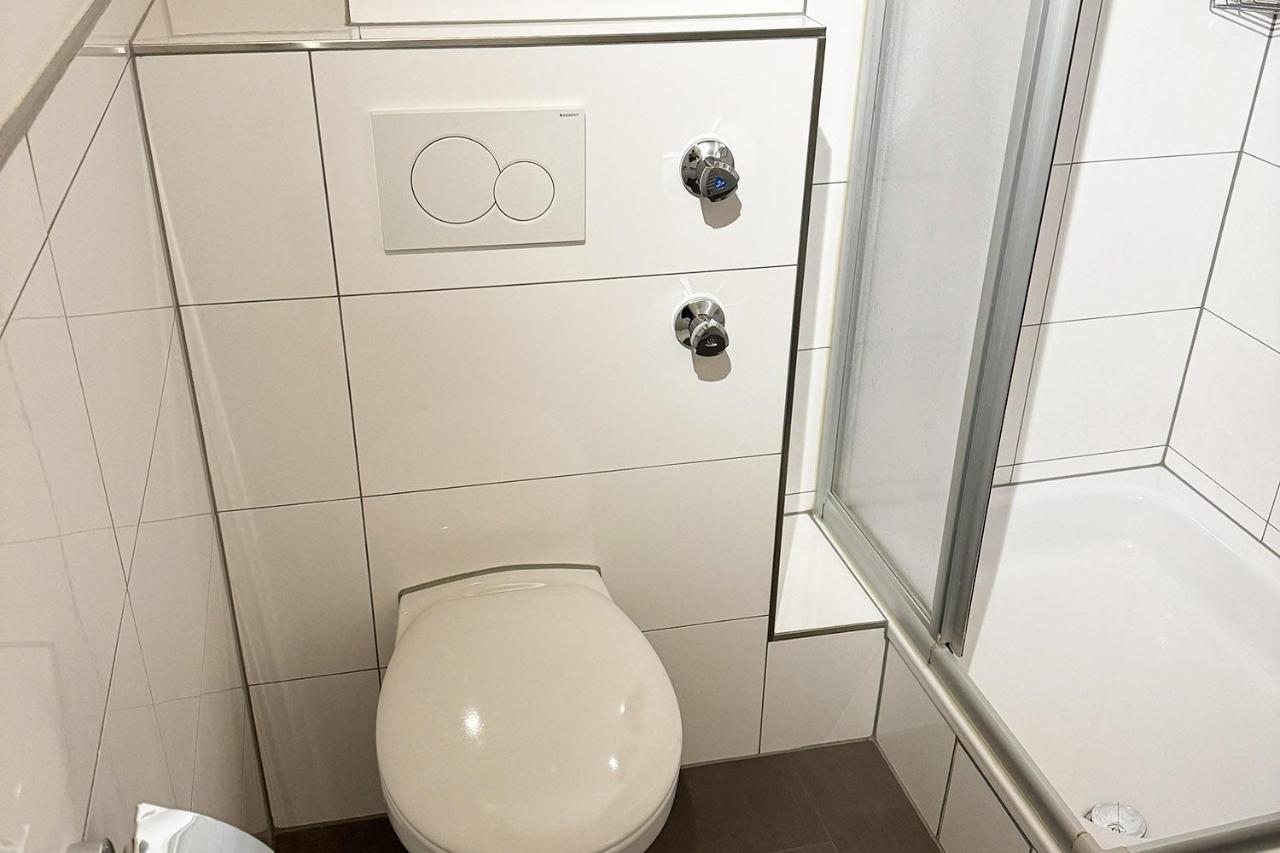 One Room Apartment In Bergisch Gladbach Exterior photo